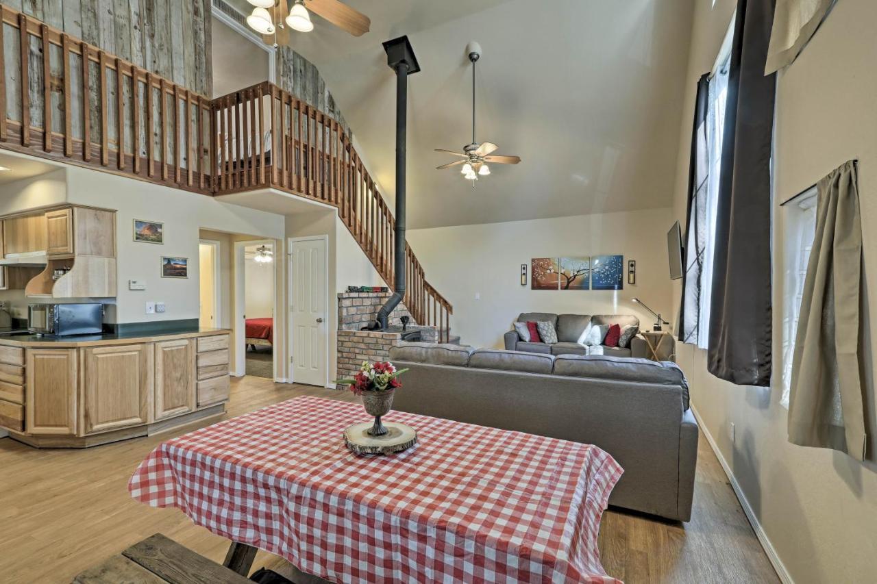 Family-Friendly Forested Home With Snow Play Area! Φλάγκσταφ Εξωτερικό φωτογραφία
