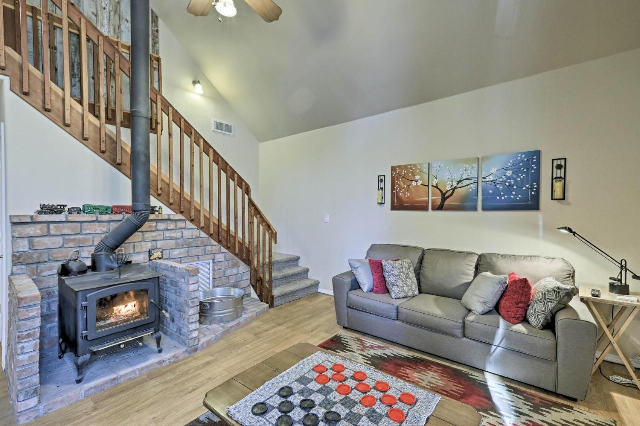 Family-Friendly Forested Home With Snow Play Area! Φλάγκσταφ Εξωτερικό φωτογραφία