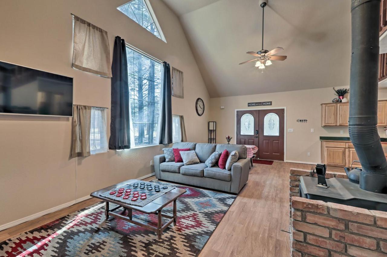 Family-Friendly Forested Home With Snow Play Area! Φλάγκσταφ Εξωτερικό φωτογραφία